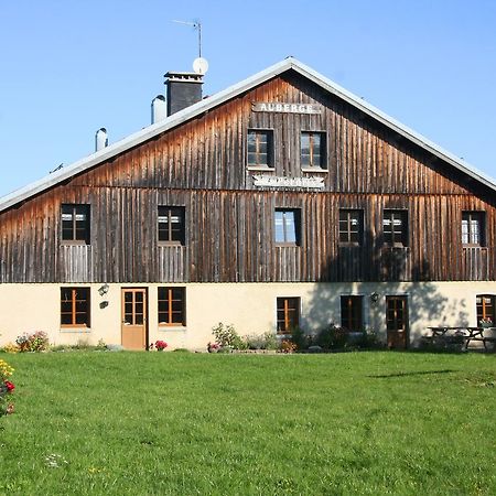 Auberge De La Perdrix Hauterive-la-Fresse Екстер'єр фото