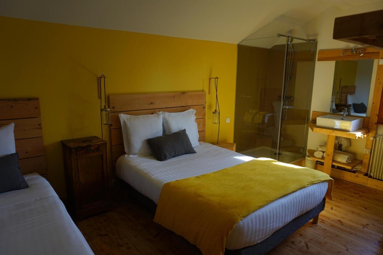 Auberge De La Perdrix Hauterive-la-Fresse Екстер'єр фото