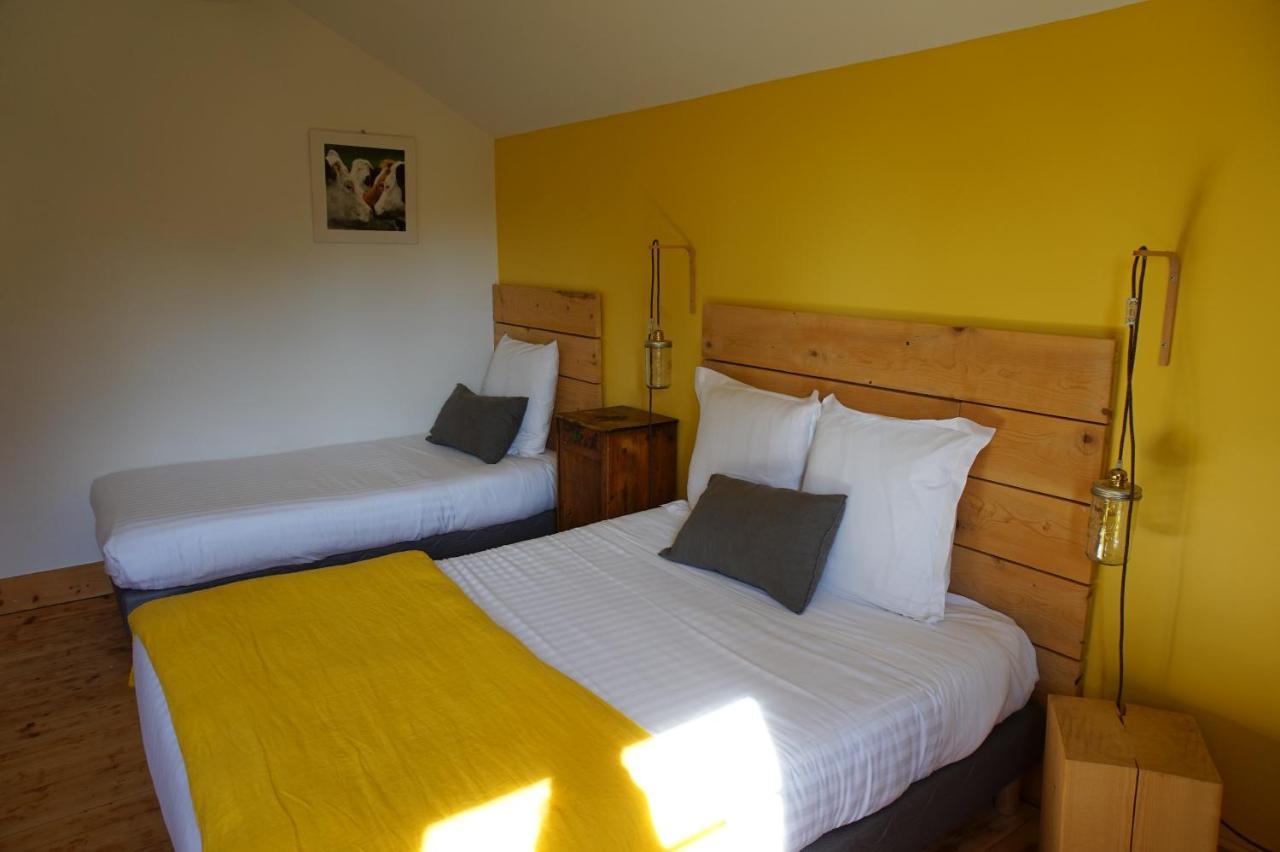 Auberge De La Perdrix Hauterive-la-Fresse Екстер'єр фото